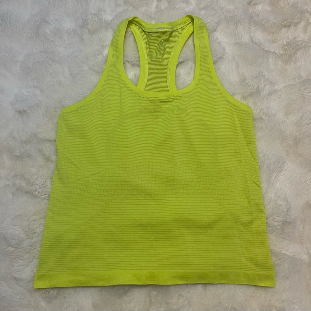 Lululemon Swiftly Tech Racerback Tank 2.0* Race Length